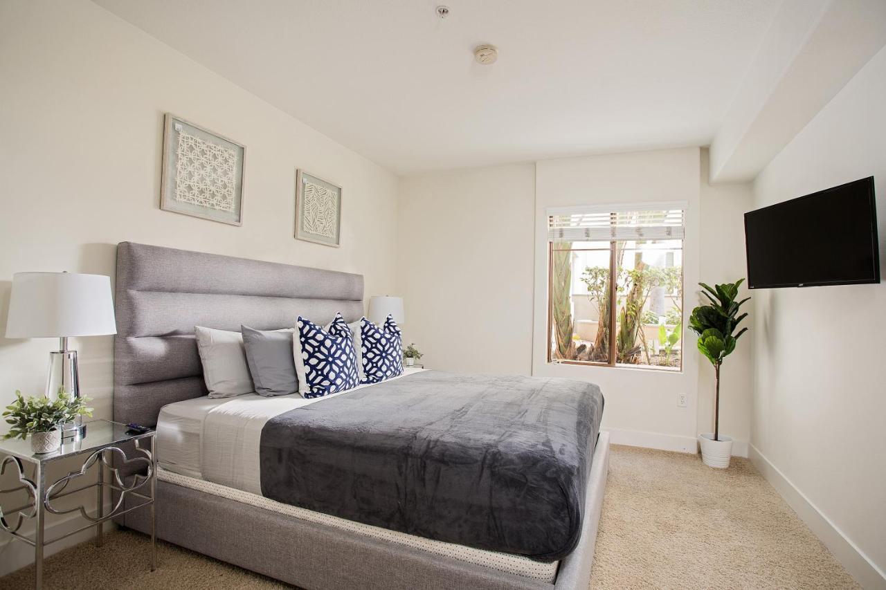 La Premium Suites Aparthotel *
