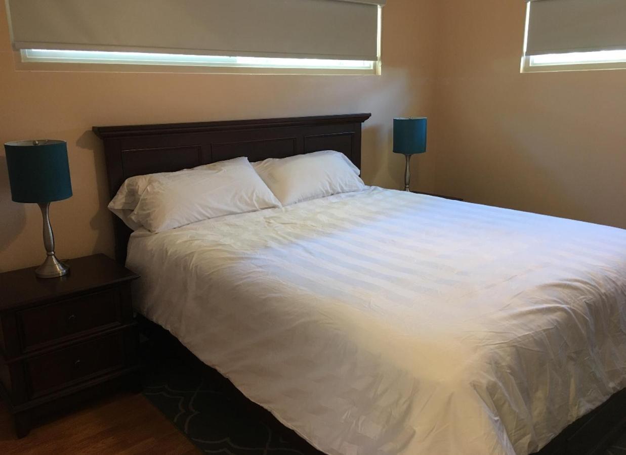 Hollywood 7 Star Motel 2*