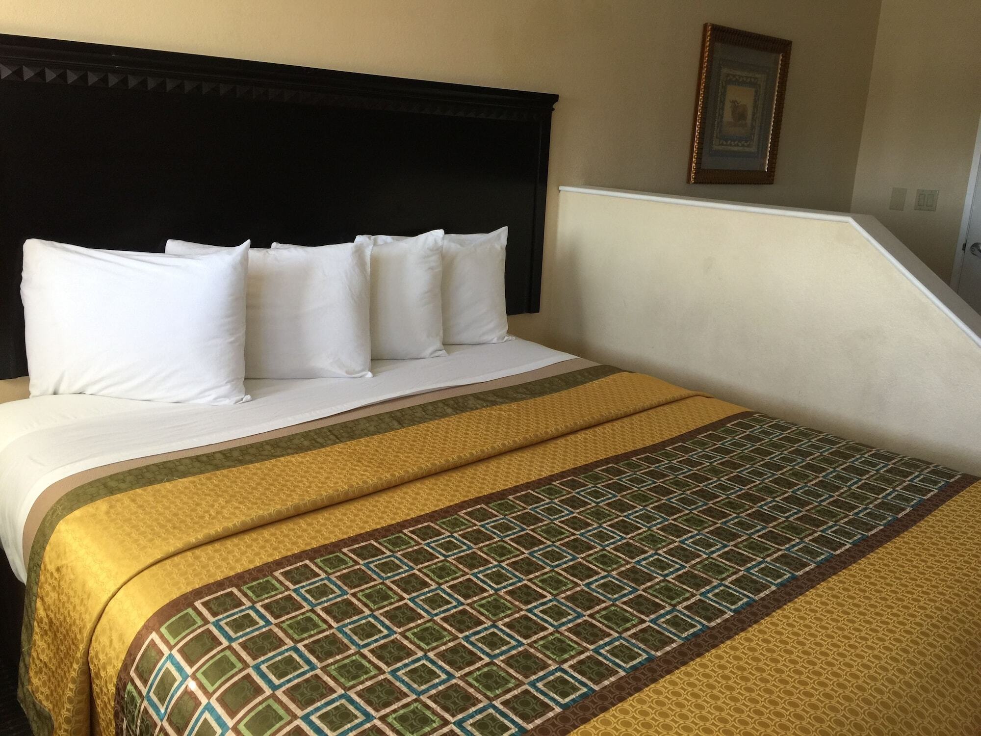 Travelodge By Wyndham Chatsworth Los Angeles