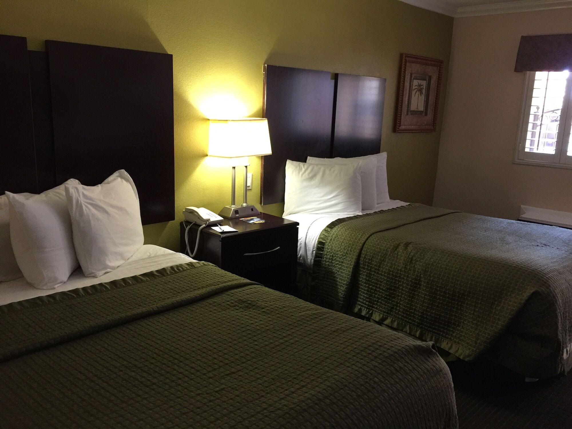 Hotel Travelodge By Wyndham Chatsworth 2*