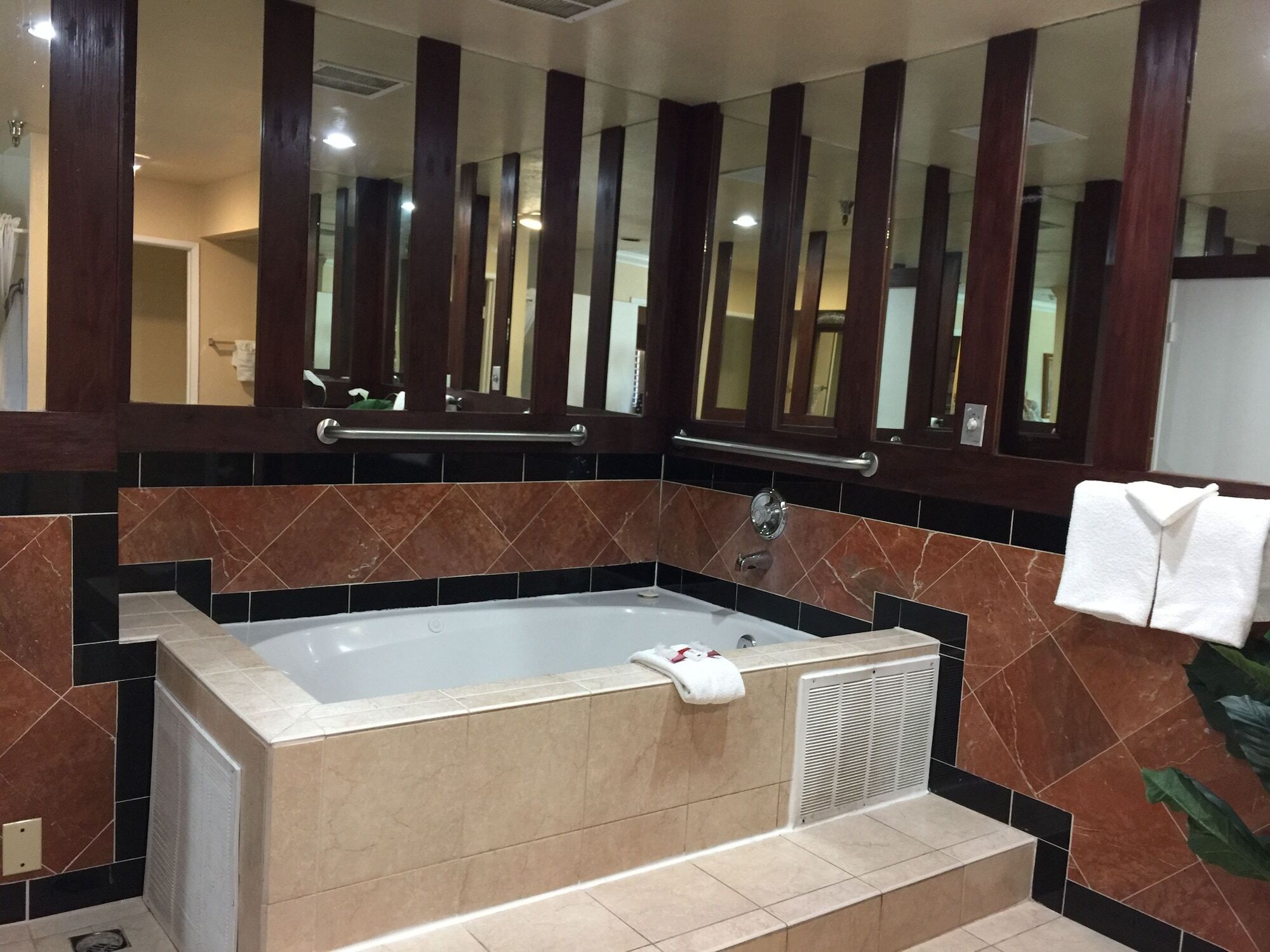 Hotel Travelodge By Wyndham Chatsworth 2*