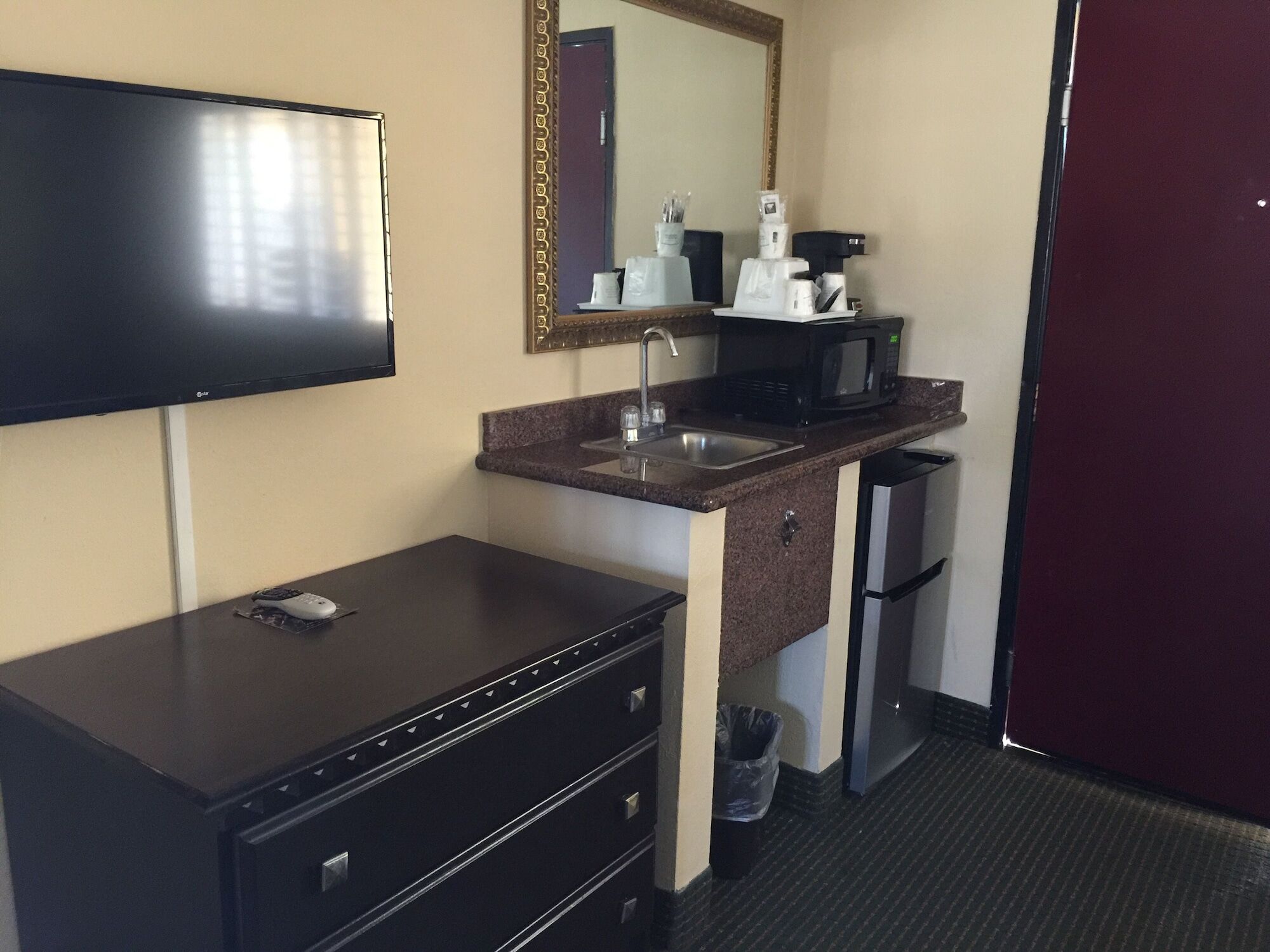 Travelodge By Wyndham Chatsworth 2*