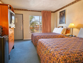 The Dixie Hollywood 3*