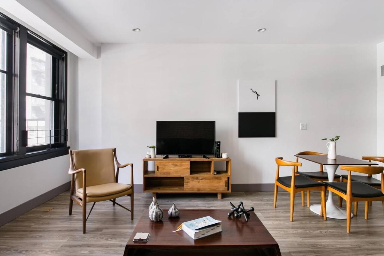 Beautiful And Cozy 2-bedroom & 1 Bath In Dtla Apartment *