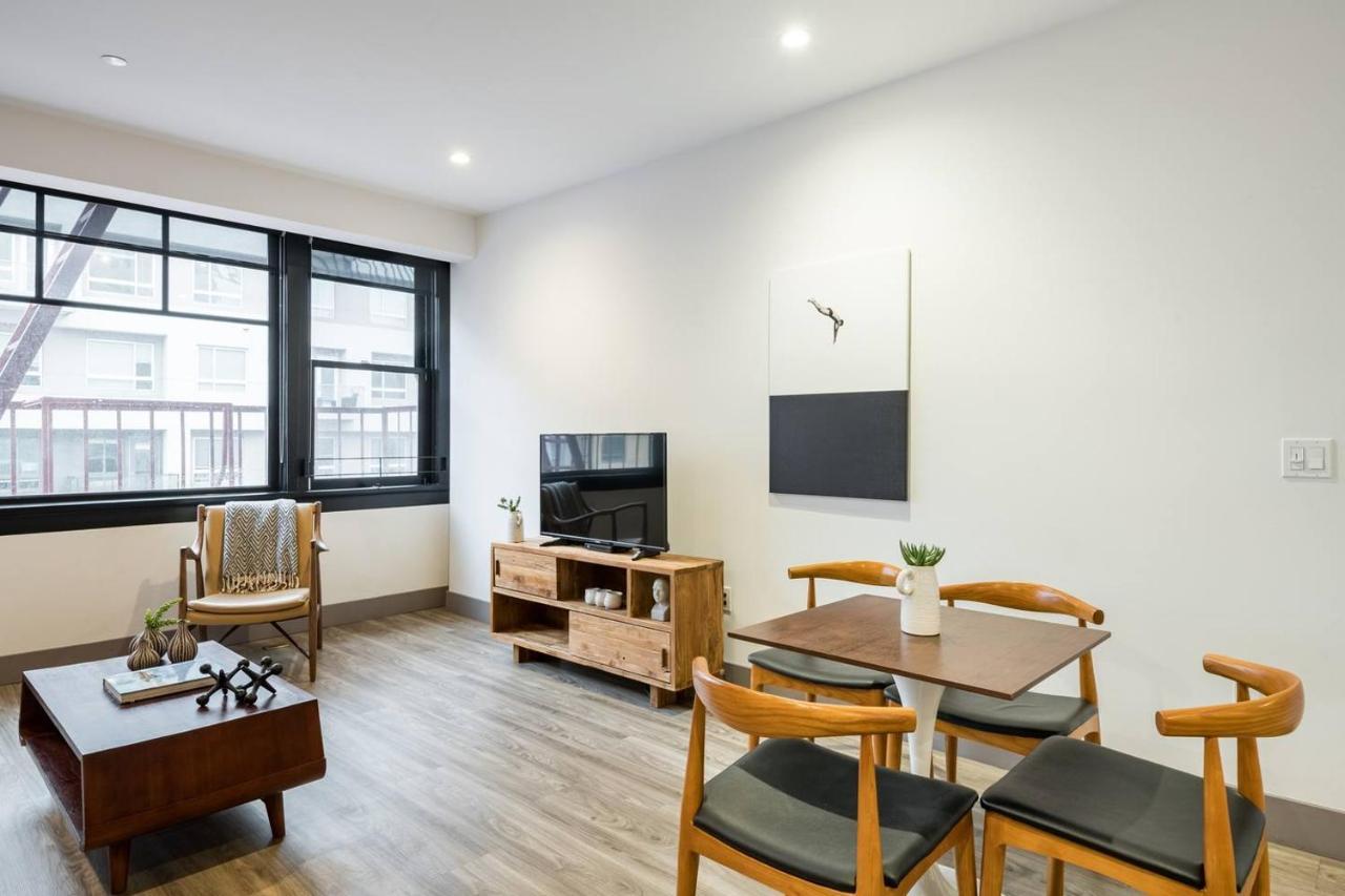 Amazing New 2 Bedroom Apt In South Park Dtla * Los Angeles