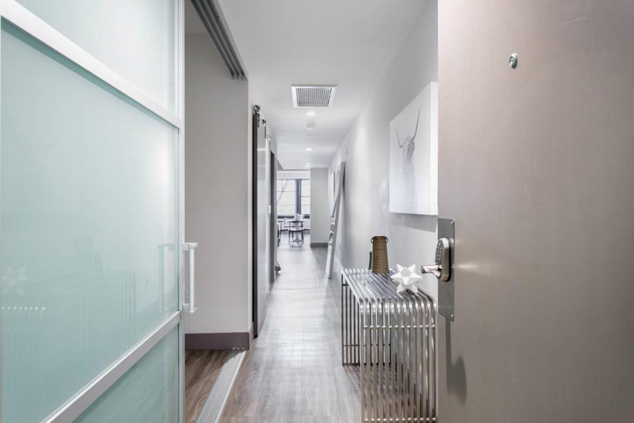 Beautiful And Cozy 2-bedroom & 1 Bath In Dtla Apartment *
