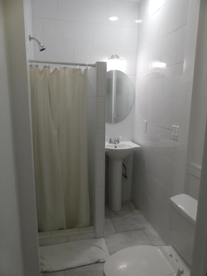 Del Flores Hotel