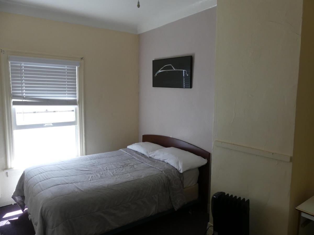 Hotel Del Flores 2*