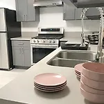 Furnished Private Bed+Bath By Usc - Tv + Lock