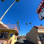 Palm Tree Inn