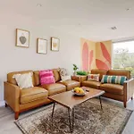Hollywood Art House With Bright Sunlight