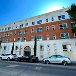 Heart Of Hollywood Apartment - 2Bed 2Bath