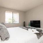 Prime Location 1-Bedroom With Pool