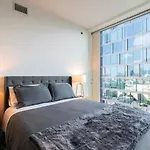 2Br Luxury Highrise Hollywood