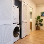 Luxury Apartment In The Prime Hollywood Location