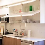 Luxury Apartment In The Prime Hollywood Location