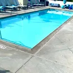 Mdr Chic 1Bd/1Ba With Pool-View, Spa, Gym, Parking