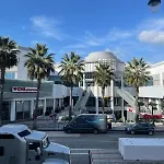 Hollywood Highland Hotel And Hostel
