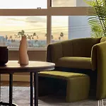 Luxurious Hollywood Home City View - Free Parking