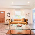 Cozy 2Br Getaway With Pool, Close To Sofi - Mkmd1