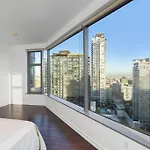 Downtown La With The Breathtaking View 2 Bedrooms And Parking Space