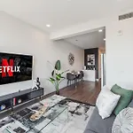 Designer 1Bdr With Luxury Pool&Gym, Free Parking