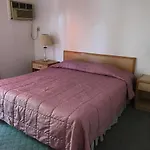 Hollywood Premiere Motel