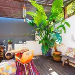 The Treehouse, Bel Air - A Vegan Villa