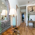 Stunning 2-Bedroom Home Near Downtown Culver