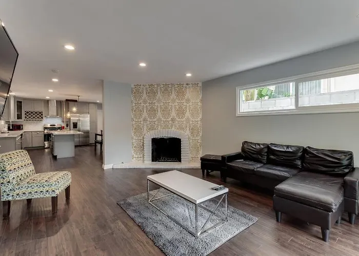 Woodland Hills Zen Modern
