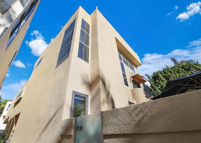 Private Room & Entrance In Marina Del Rey