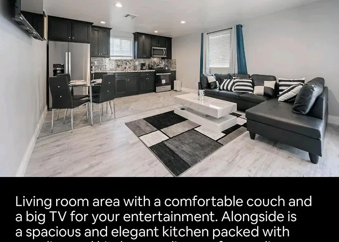 Charming Home In La Prime Location