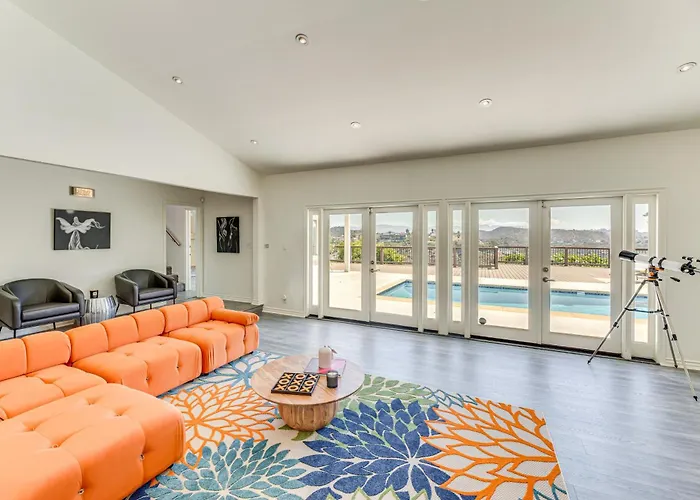 Los Angeles Home With Private Pool, Mtn And Lake View!