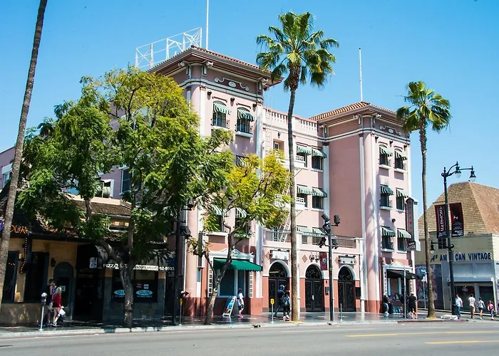 Hollywood Miranda Apartel