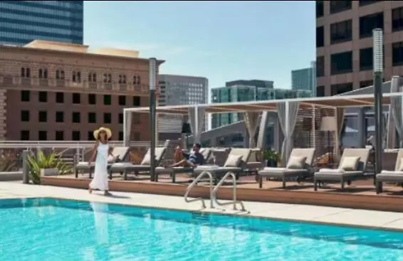 Beautiful 3Br High Risepool, Spa Rooftop Views
