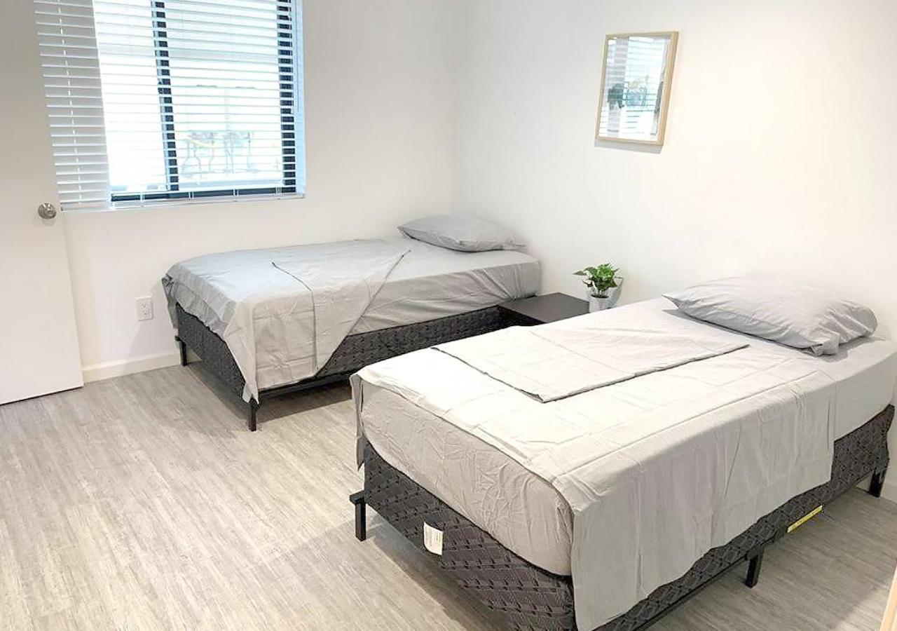 Furnished Private Bed+bath By Usc - Tv + Lock Homestay
