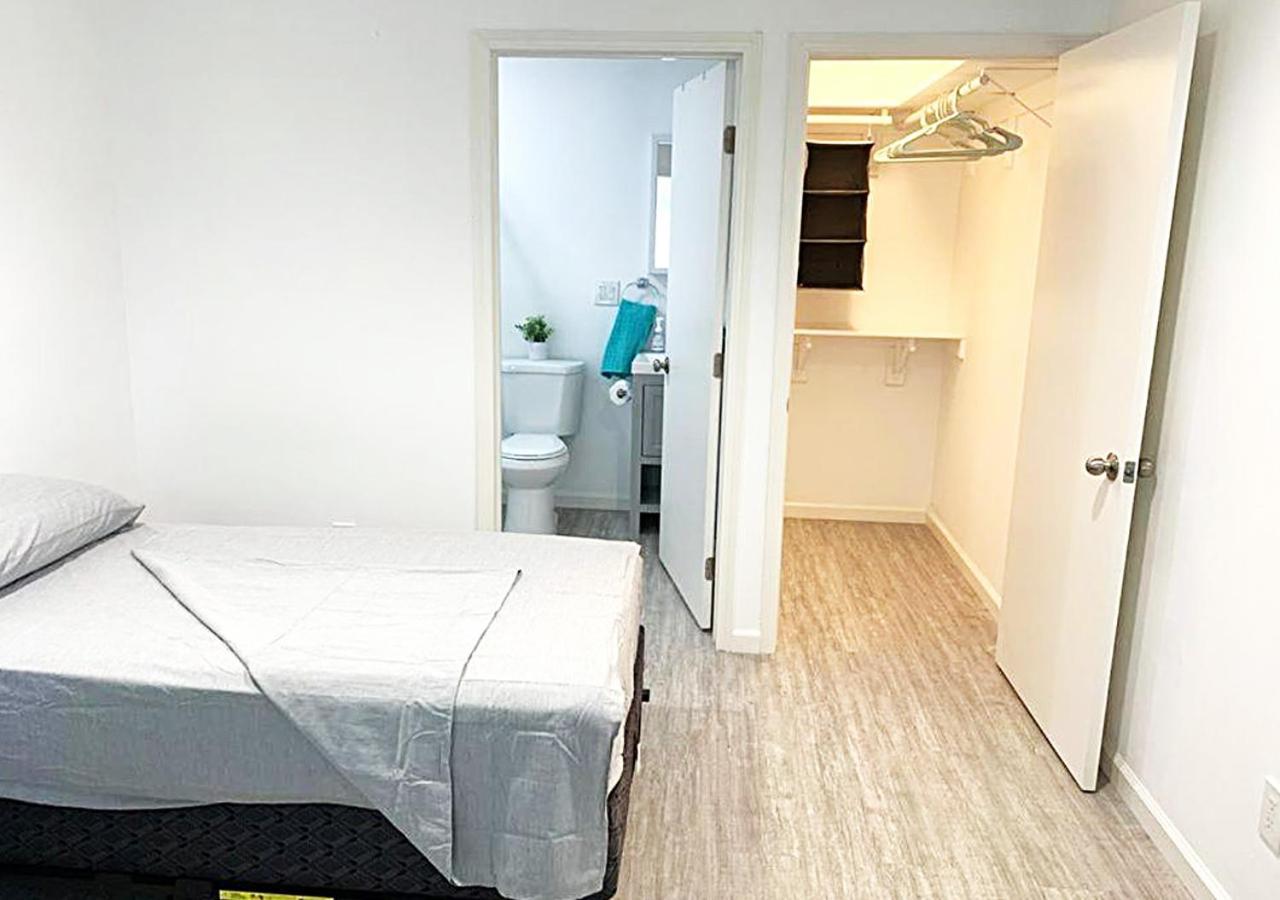 Furnished Private Bed+bath By Usc - Tv + Lock Homestay *