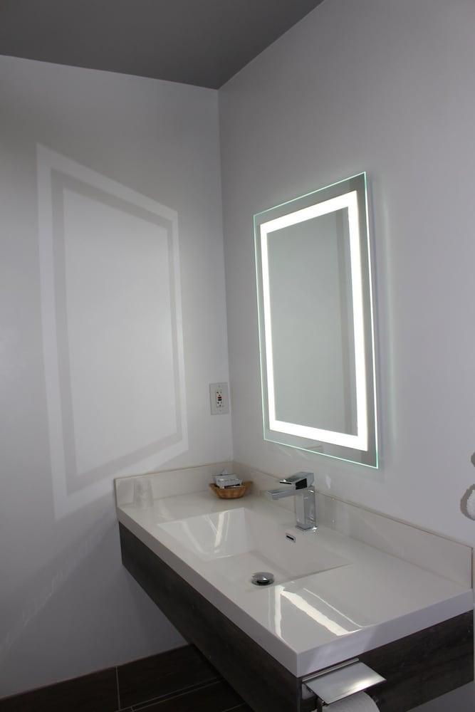 Hotel Erth By Aga Angeles 3*