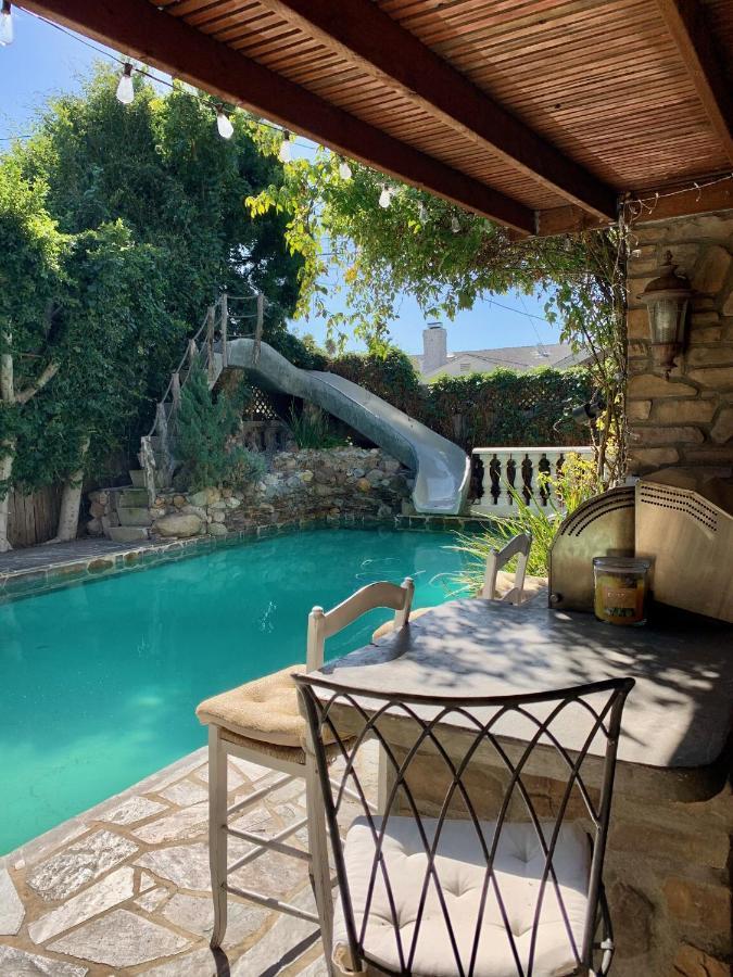 Under The Tuscan Sun In West Angeles Guest house *