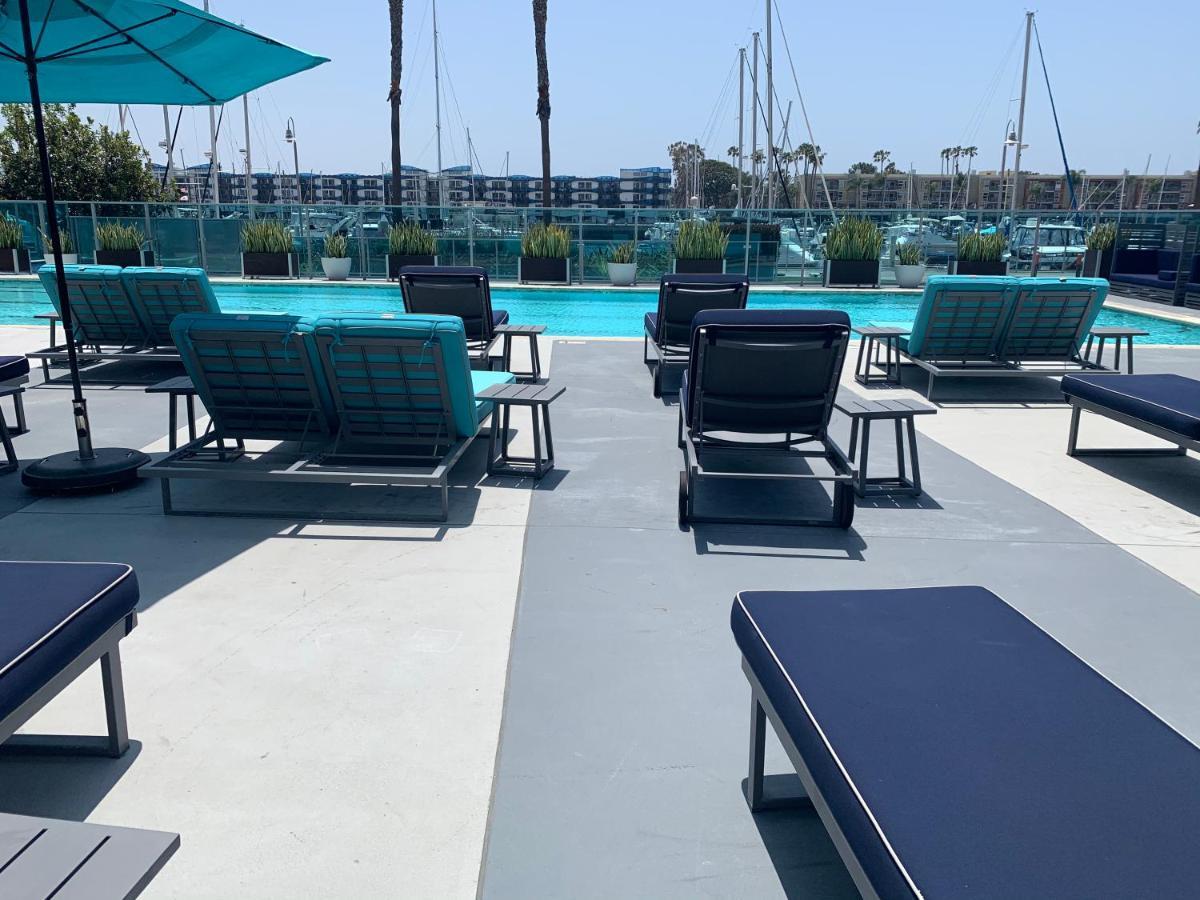 Apartment Peaceful Penthouse Panoramic Water Views *