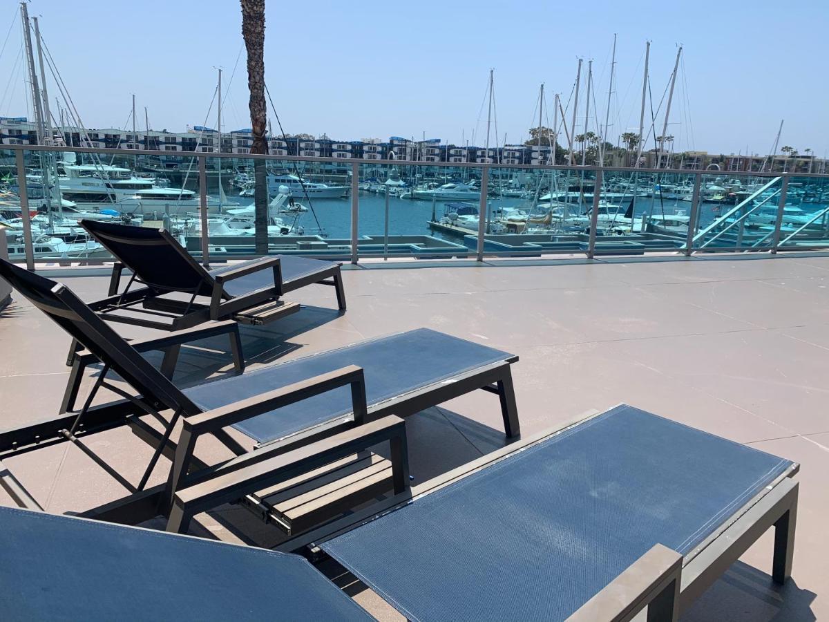 Peaceful Penthouse Panoramic Water Views Apartment *