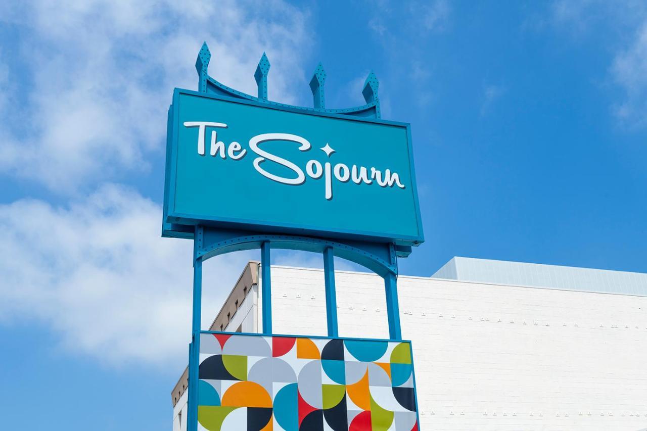 The Sojourn Angeles - Sherman Oaks Motel