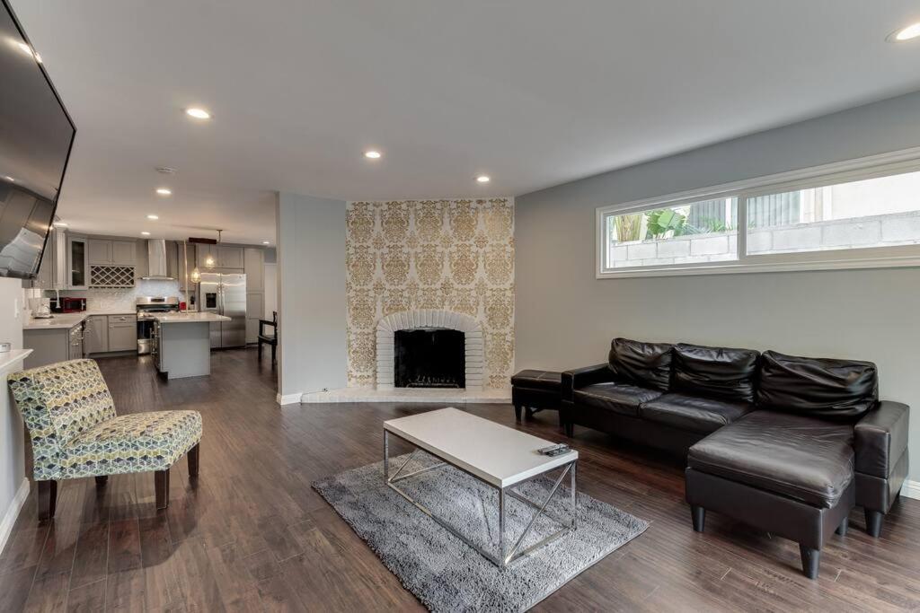 Woodland Hills Zen Modern * Los Angeles