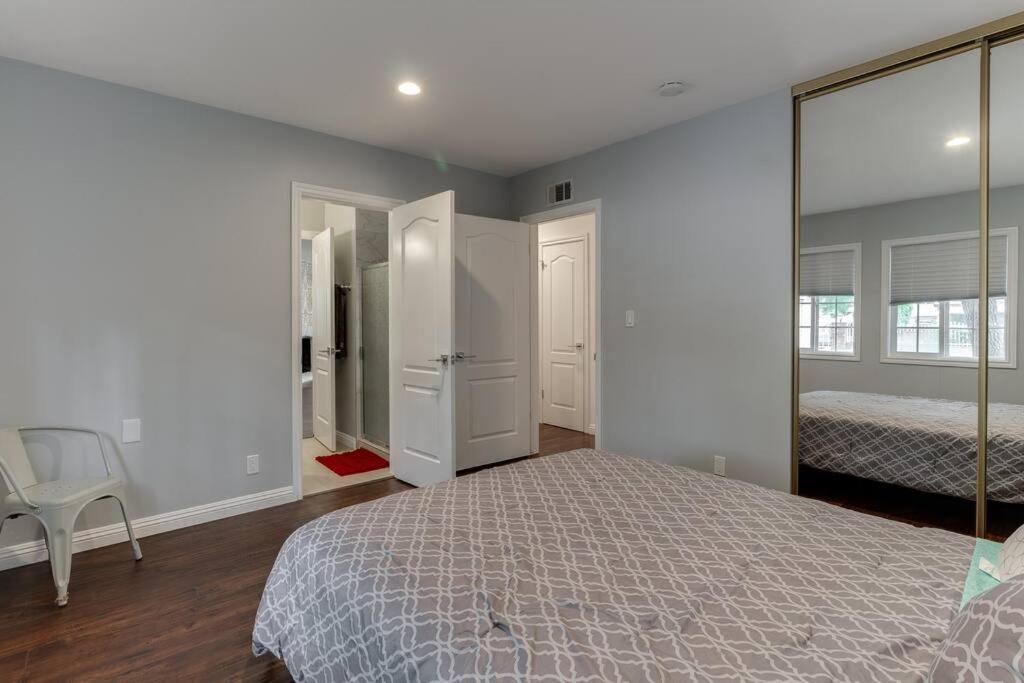 Woodland Hills Zen Modern * Los Angeles