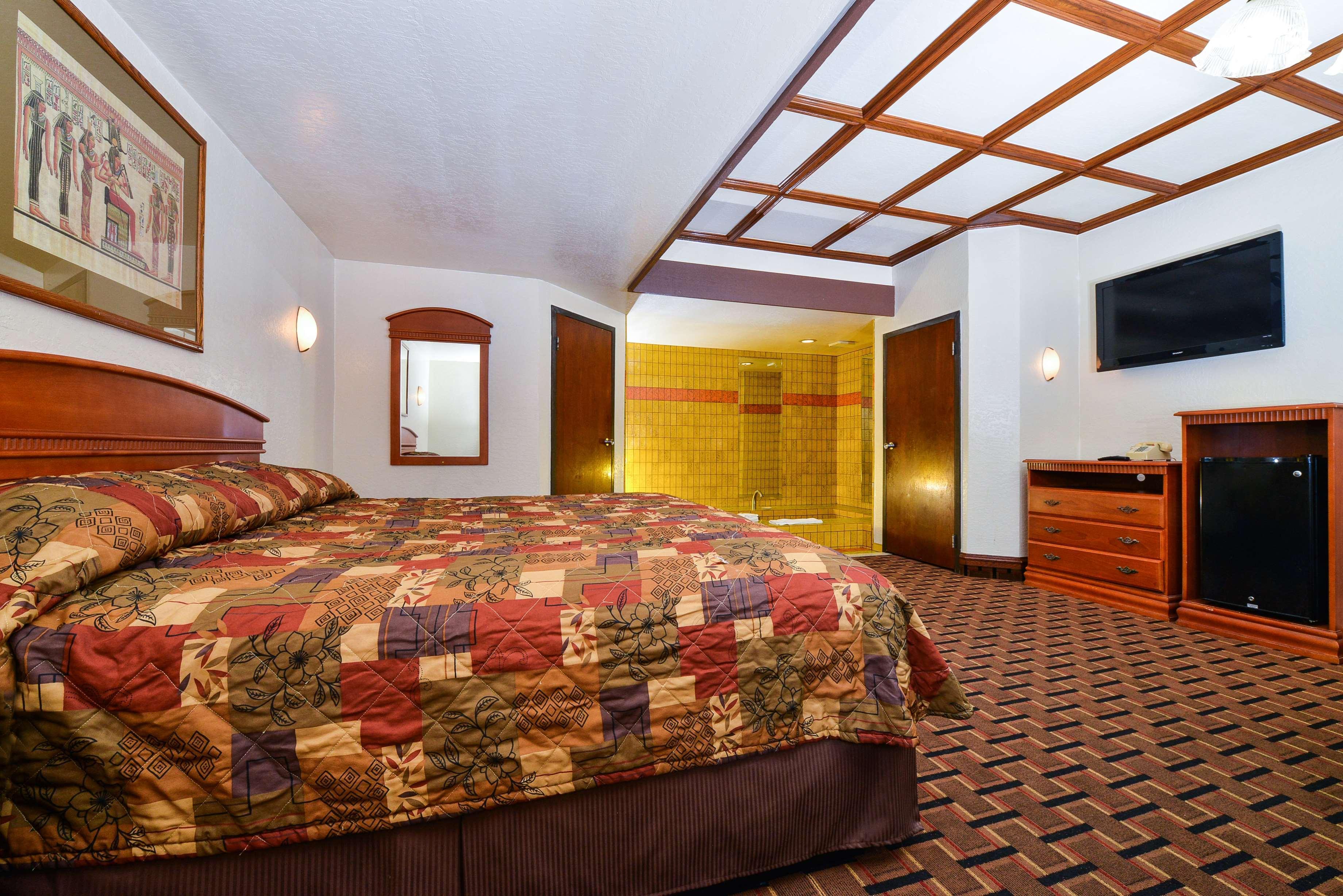 Motel Americas Best Value & Downtown Sw