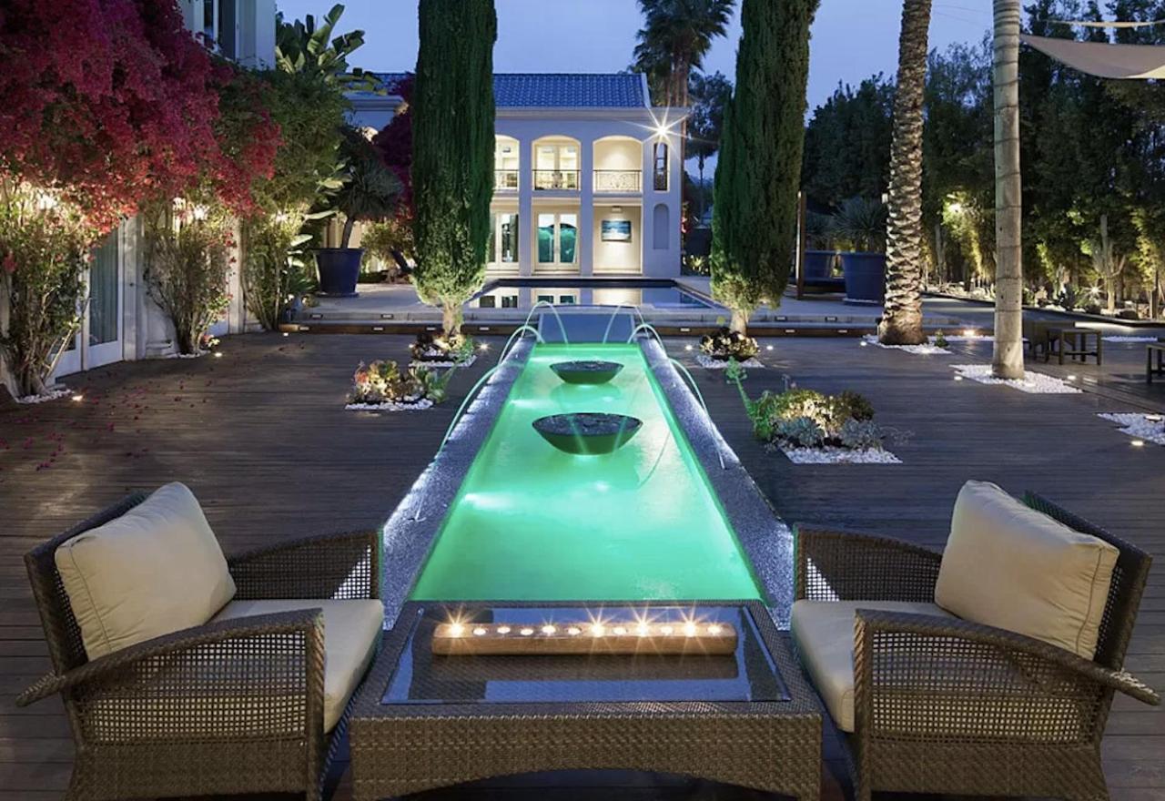 Sophisticated Grand Mansion In Prime Beverly Hills Villa *