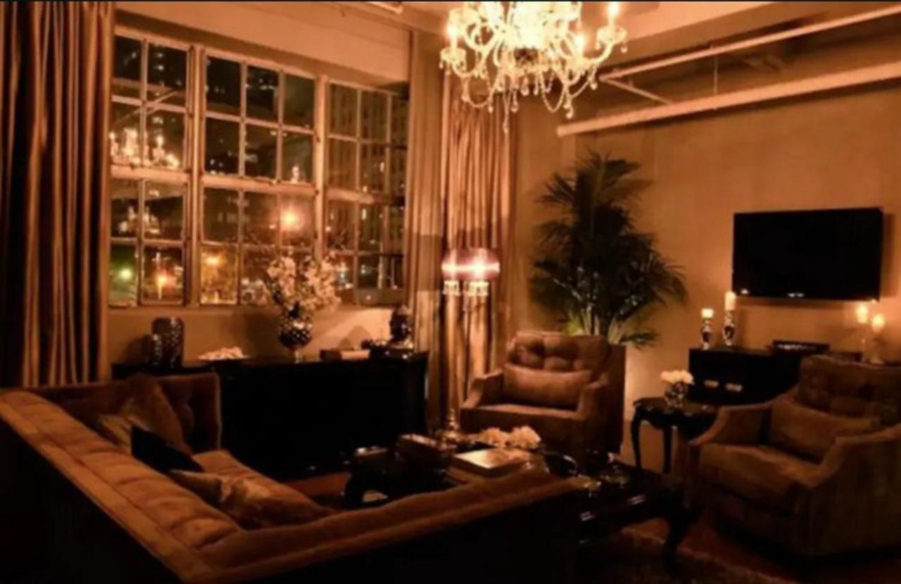 Designer Downtown Loft * Los Angeles