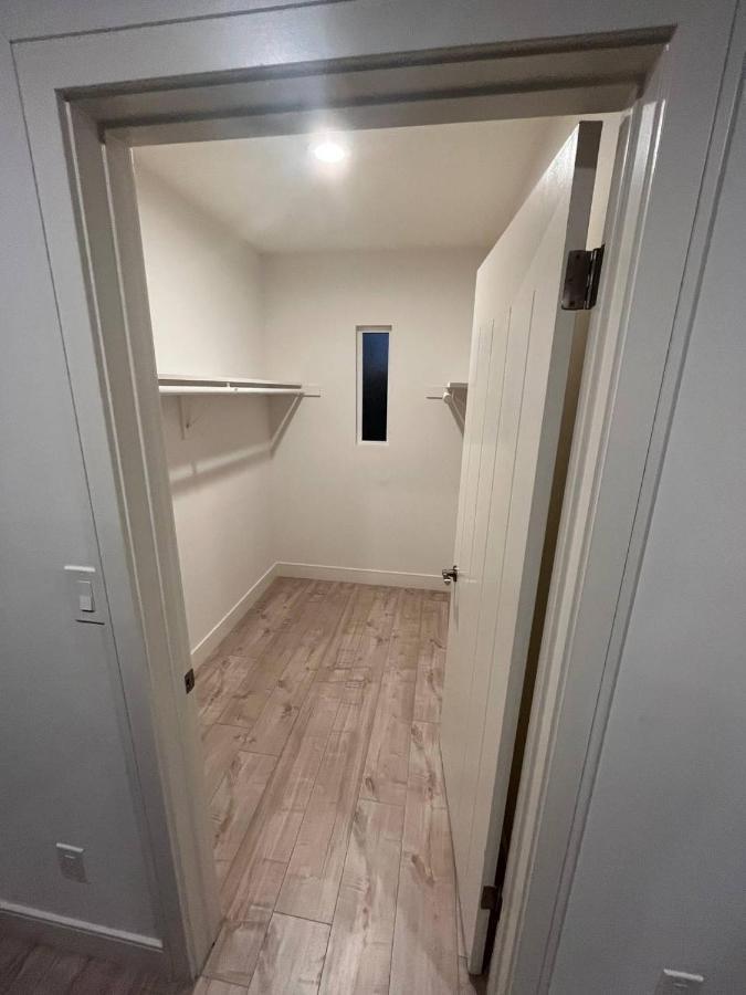Hostel In West La *