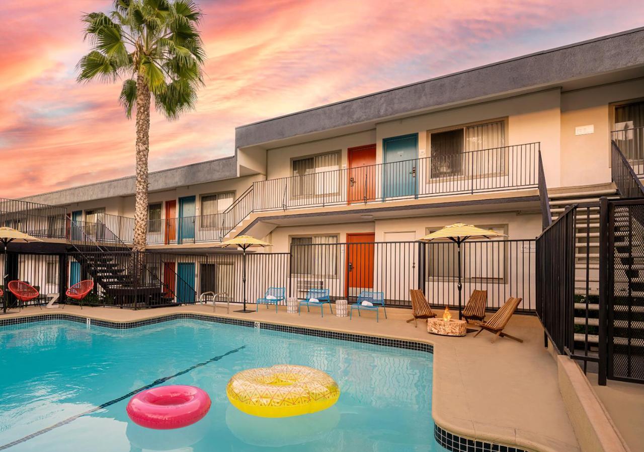 The Sojourn Angeles - Sherman Oaks 2*