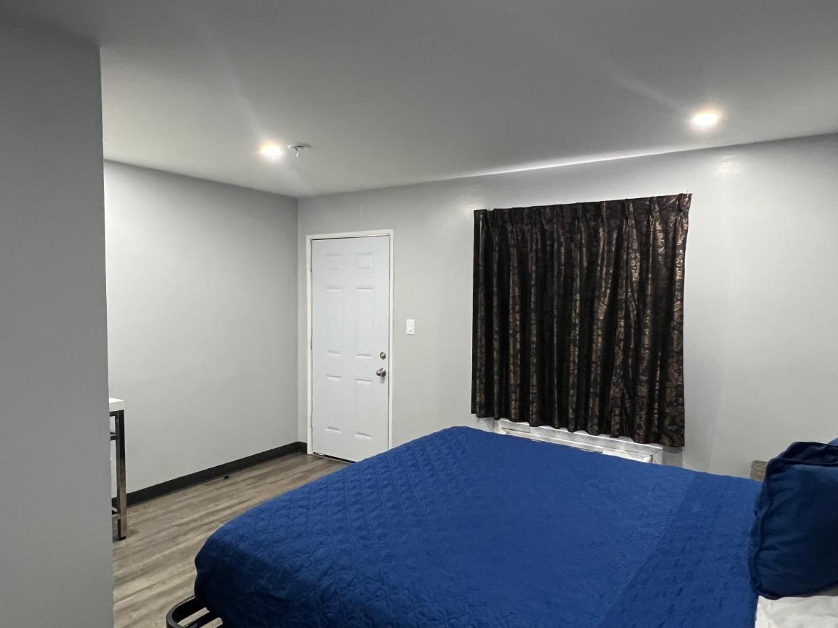 Pine Tree Motel Los Angeles